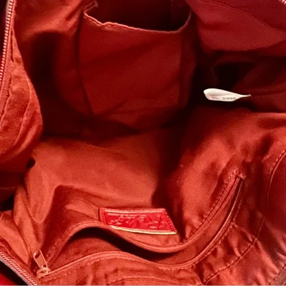 Relic Burgundy Shoulder Bag with Twisted Strap - Picture 6 of 7